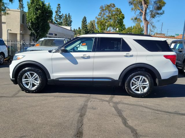 Certified 2023 Ford Explorer XLT w/ Equipment Group 202A AWD/4WD image 30