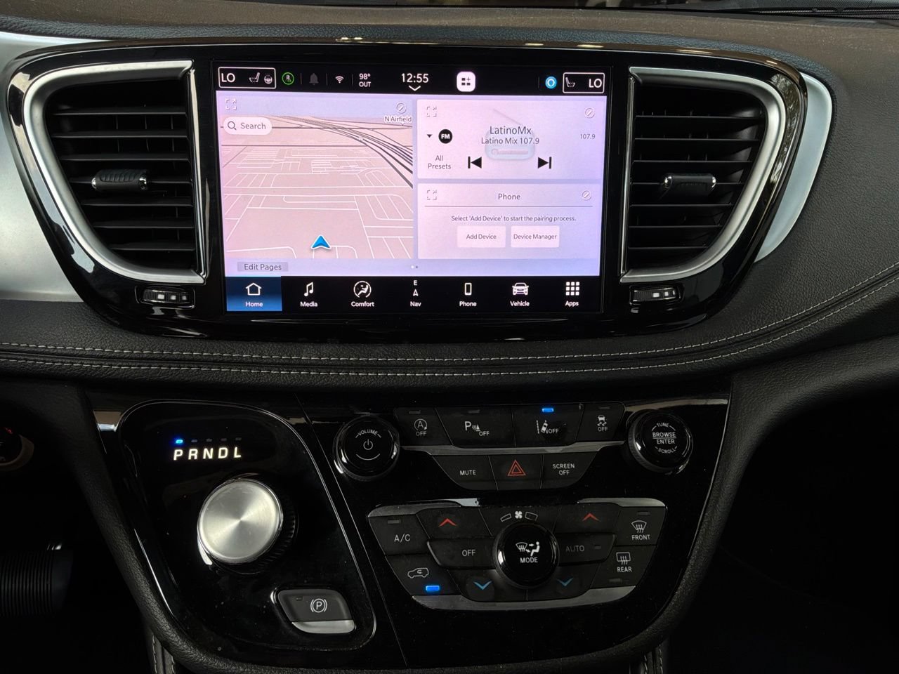 Used 2025 Chrysler Pacifica Limited FWD image 38
