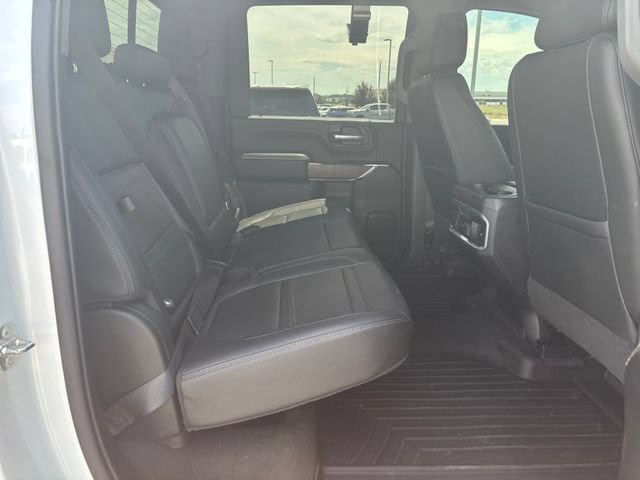 Certified 2022 GMC Sierra 2500 Denali w/ Denali Ultimate Package AWD/4WD image 24