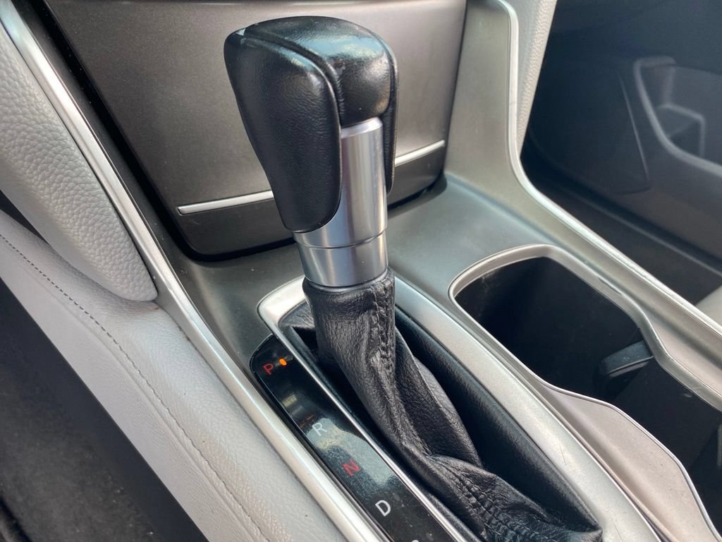 Used 2018 Honda Accord EX-L image 26