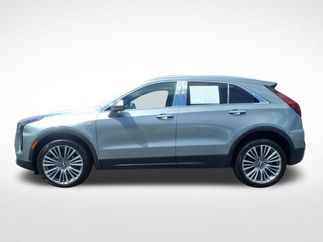 Used 2025 Cadillac XT4 Premium Luxury w/ Technology Package AWD/4WD image 2