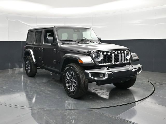 Used 2025 Jeep Wrangler Unlimited Sahara AWD/4WD image 1