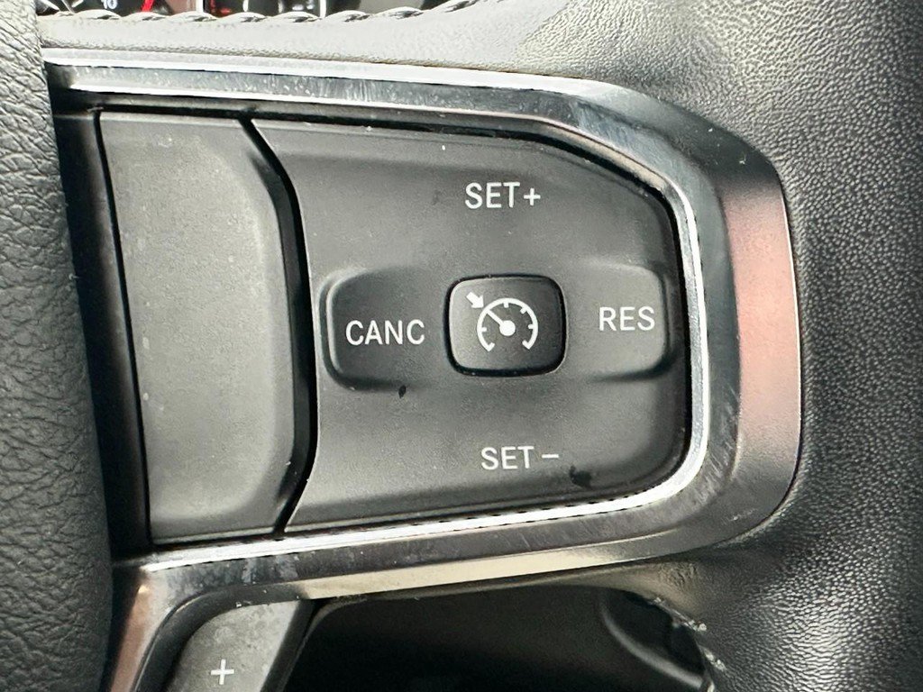 Used 2024 RAM 1500 Laramie image 20