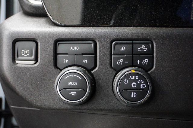 Used 2023 Chevrolet Silverado 1500 LTZ image 27