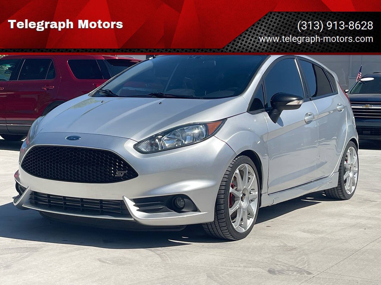Used 2015 Ford Fiesta ST FWD image 1