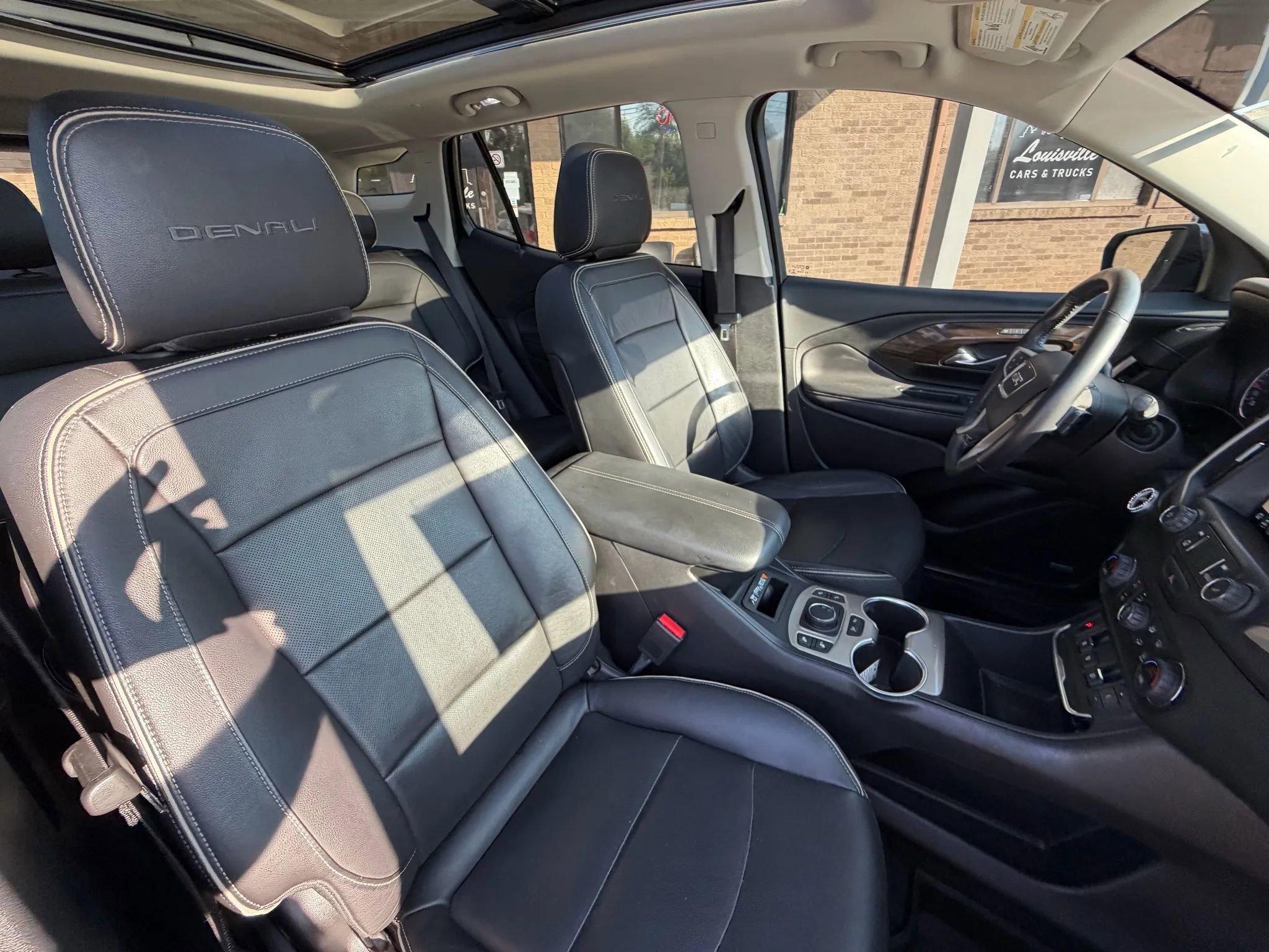 Used 2019 GMC Terrain Denali w/ Advanced Safety Package image 13