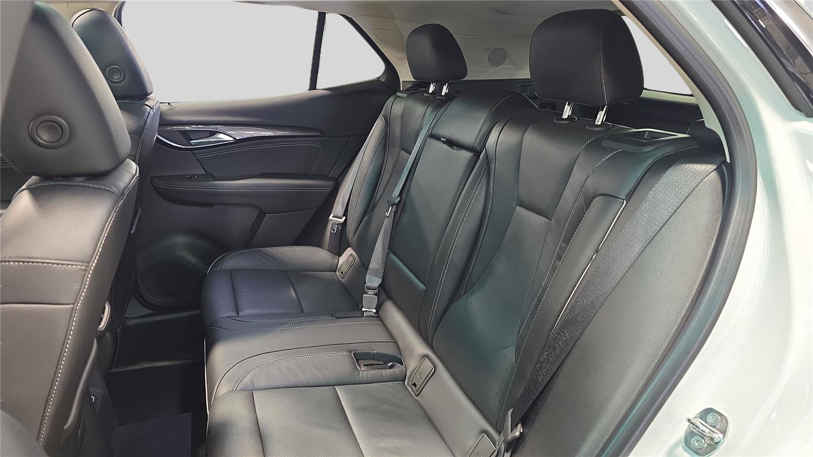 Used 2021 Buick Envision Essence image 15