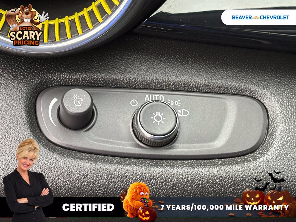 Used 2024 Chevrolet Trax ACTIV w/ Sunroof Package FWD image 33
