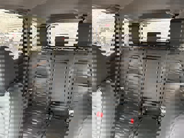 Used 2022 Honda CR-V Touring image 4