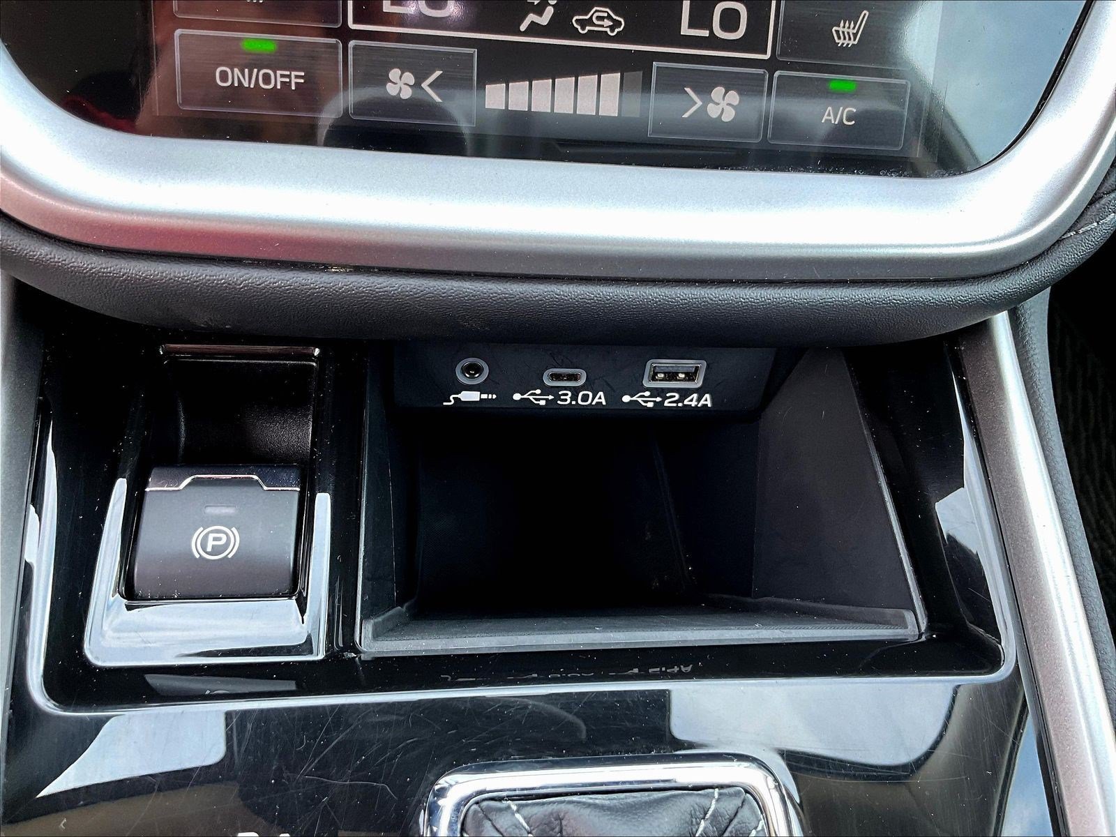 Used 2025 Subaru Legacy Premium AWD/4WD image 16