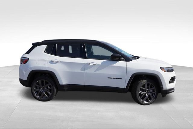 New 2026 Jeep Compass Limited image 2