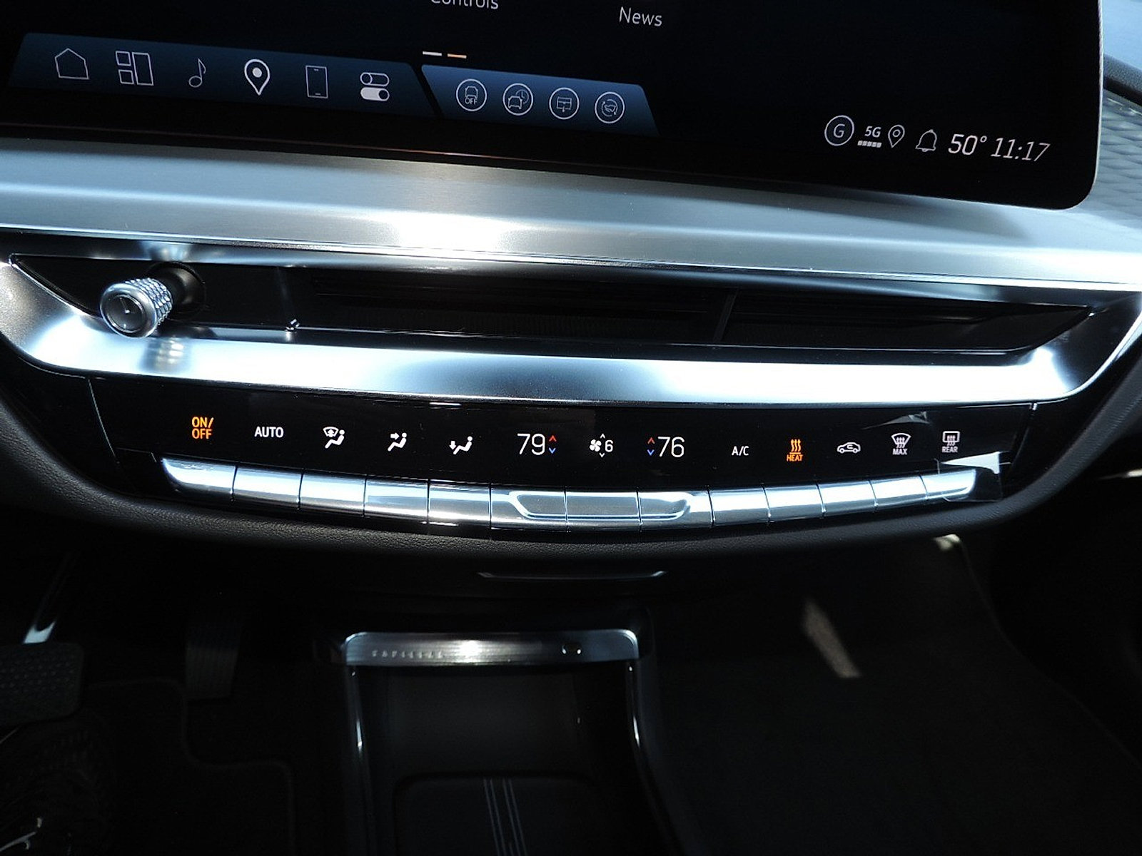 New 2026 Cadillac Lyriq Premium Luxury image 20