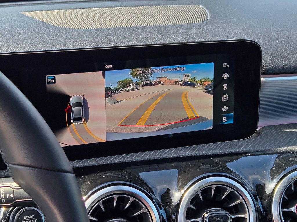 Used 2022 Mercedes-Benz A 220 4MATIC image 32