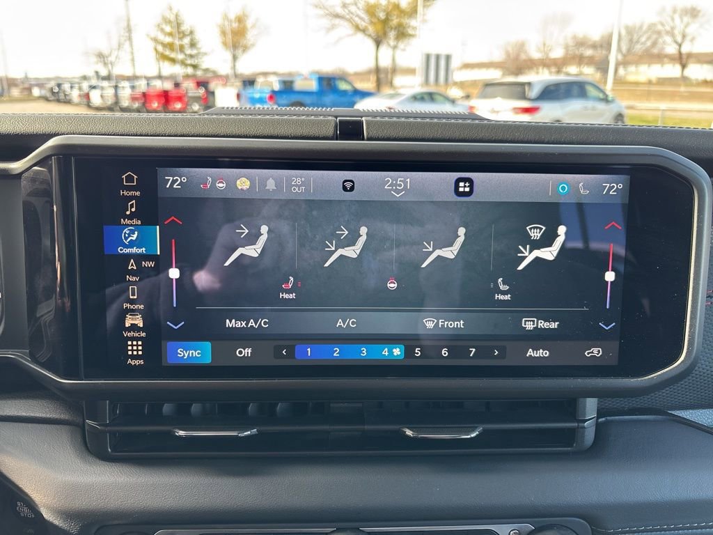 Used 2024 Jeep Wrangler Unlimited Rubicon image 70