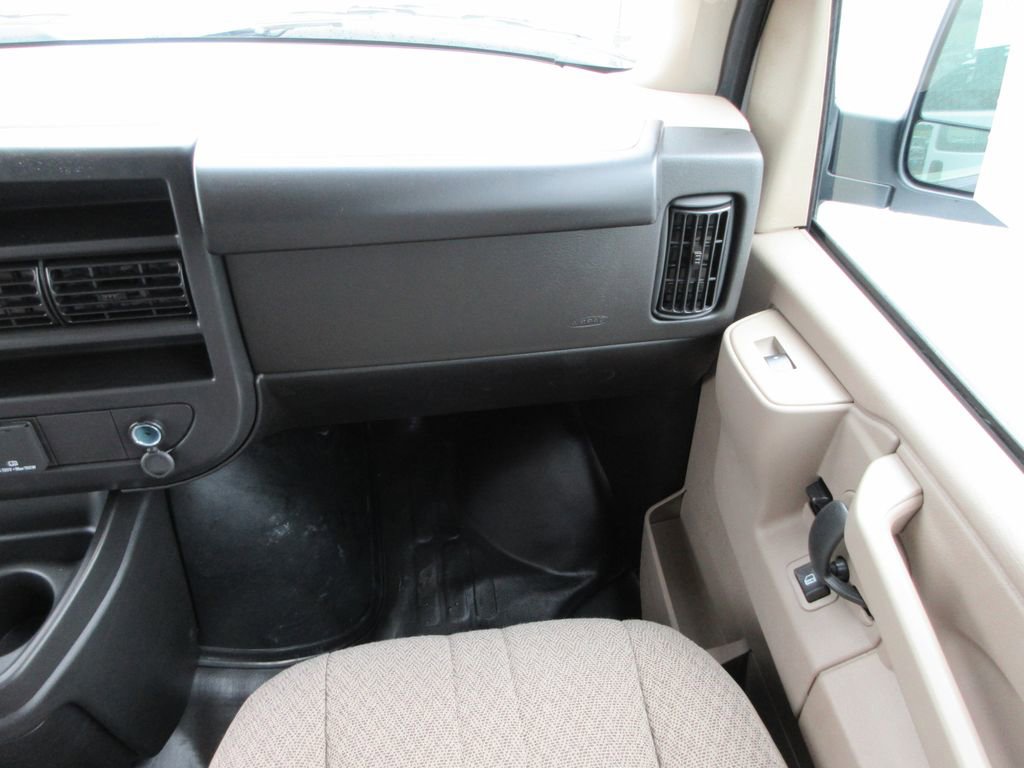 New 2026 Chevrolet Express 2500 w/ Driver Convenience Package RWD image 15