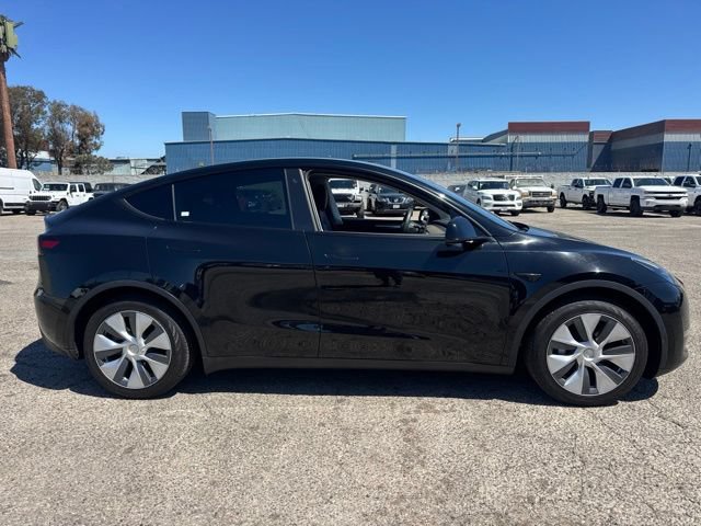 Used 2023 Tesla Model Y Long Range AWD/4WD image 4