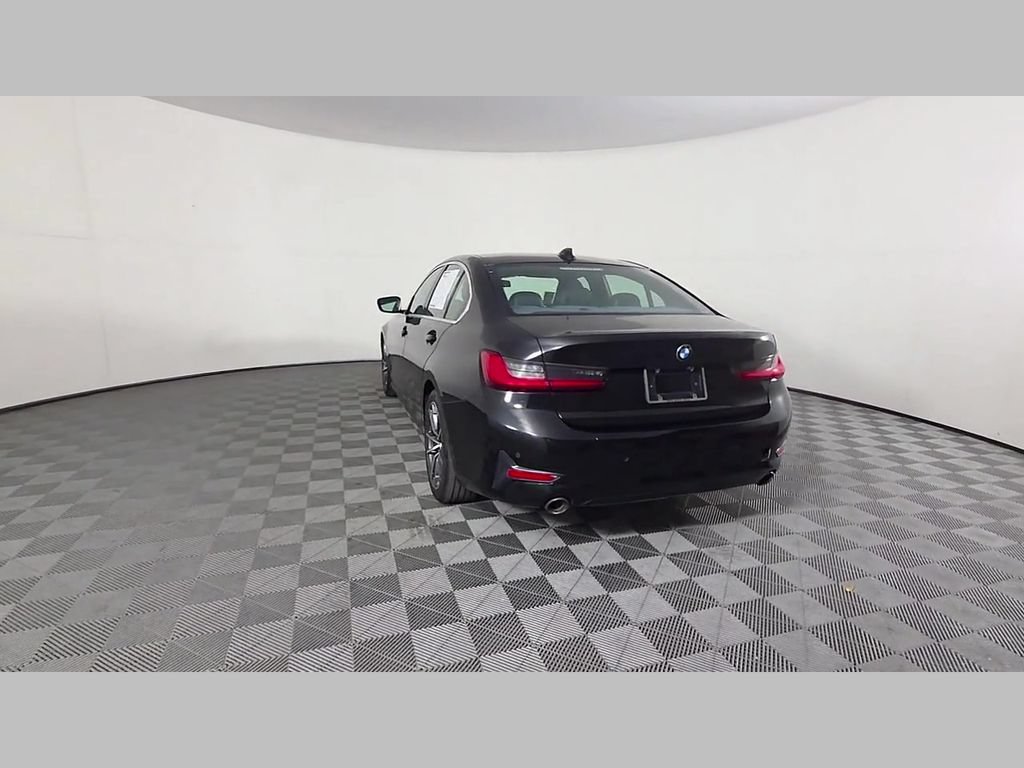 Used 2020 BMW 330i Sedan w/ Driving Assistance Package RWD image 43