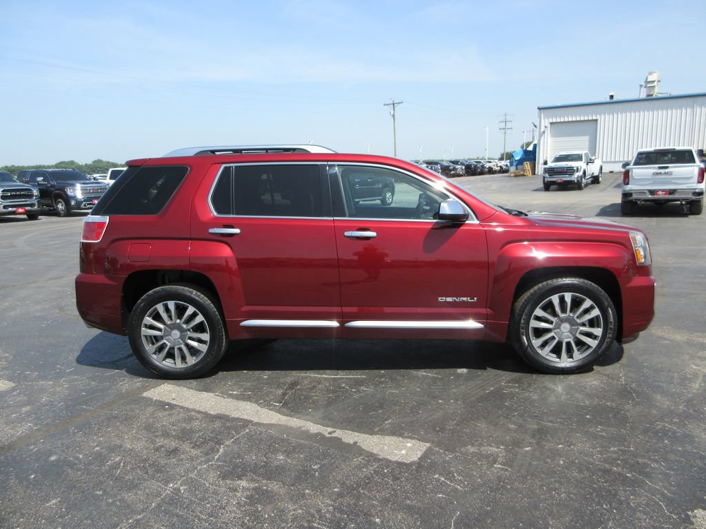 Used 2016 GMC Terrain Denali FWD image 5