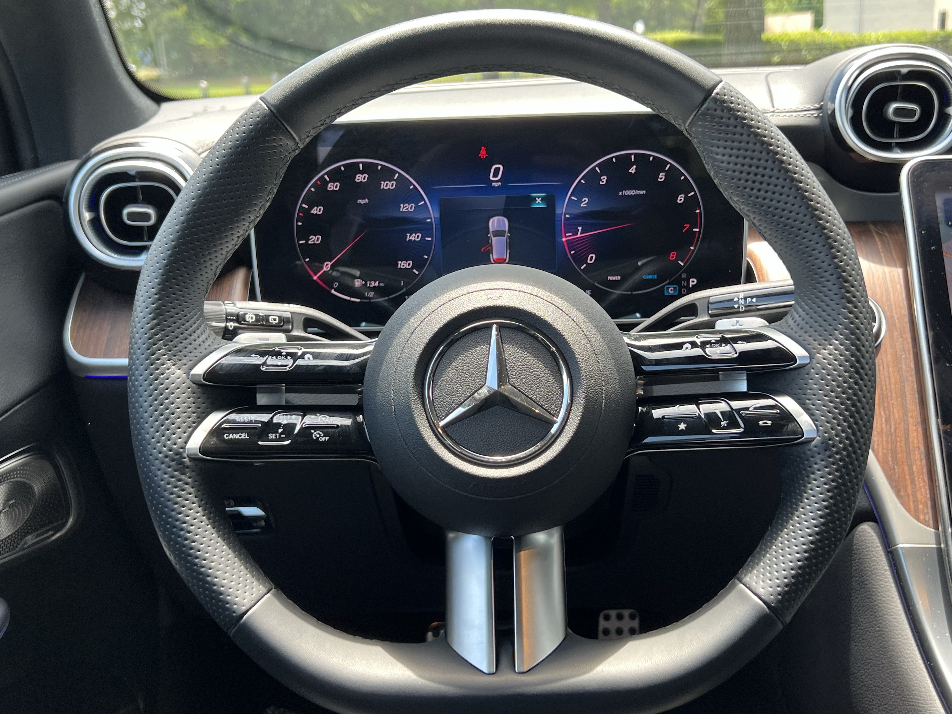 Certified 2025 Mercedes-Benz GLC 300 4MATIC w/ AMG Line image 18