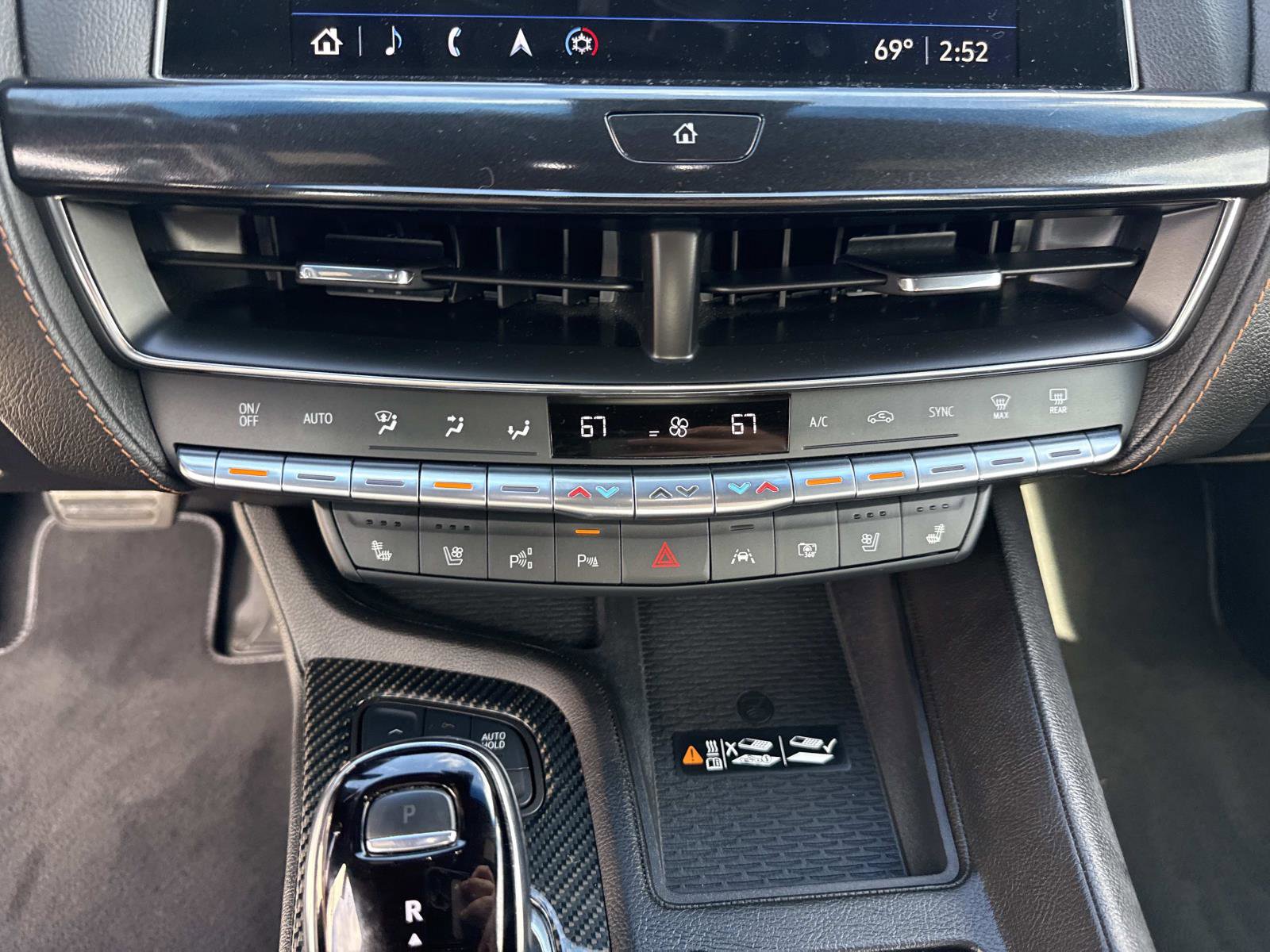 Certified 2023 Cadillac CT5 V w/ Premium Package image 25