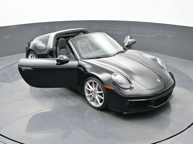 Certified 2021 Porsche 911 Targa 4S image 29