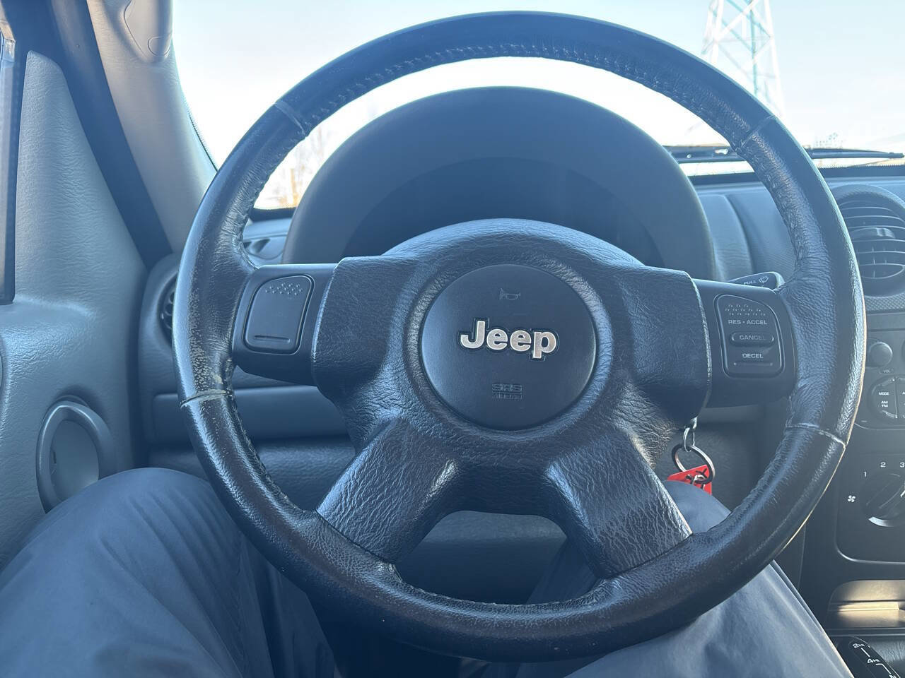 Used 2006 Jeep Liberty Sport image 21