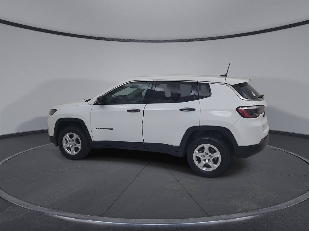 Certified 2022 Jeep Compass Sport AWD/4WD image 11