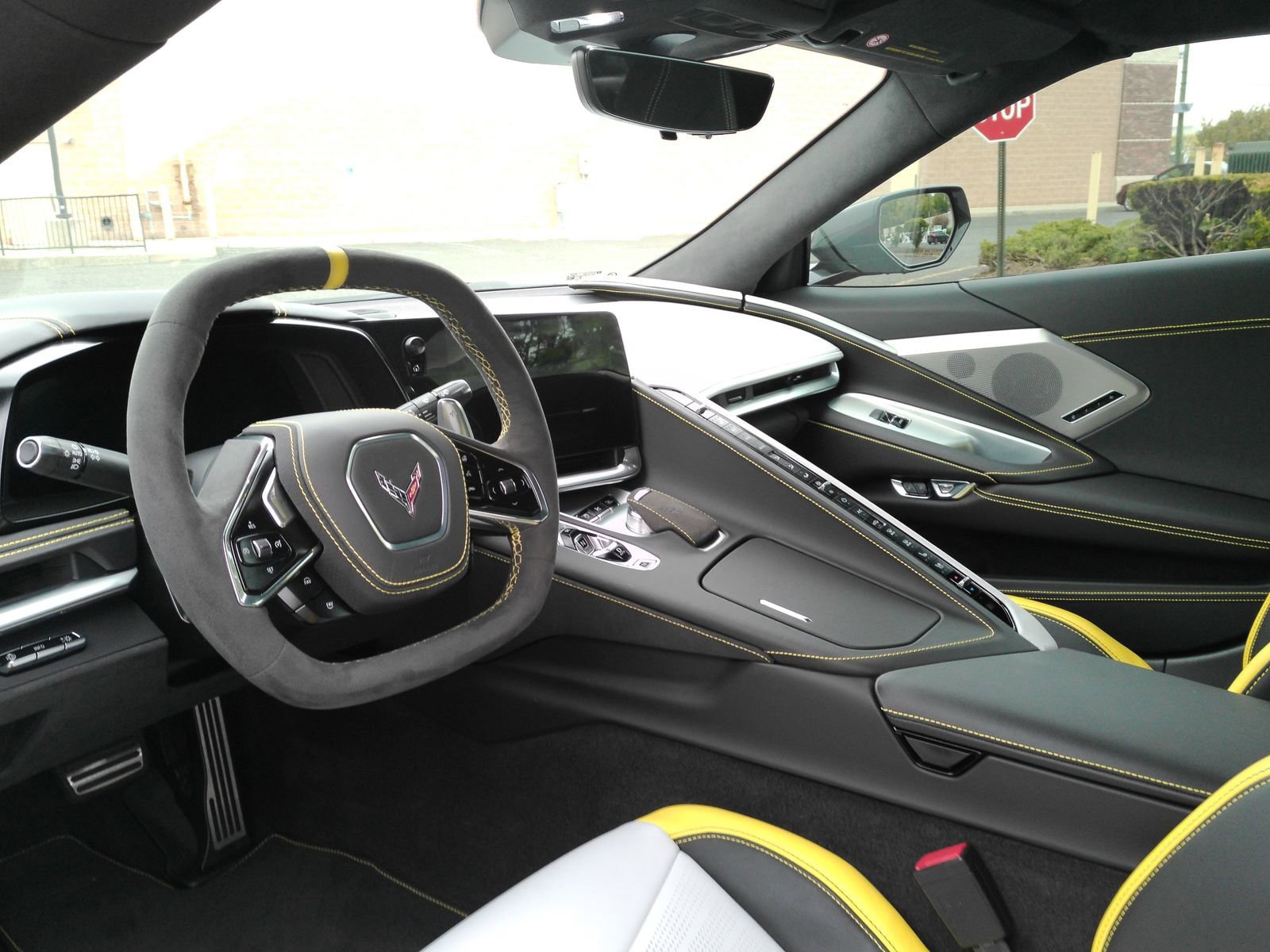 Certified 2022 Chevrolet Corvette Stingray Premium Cpe RWD image 17