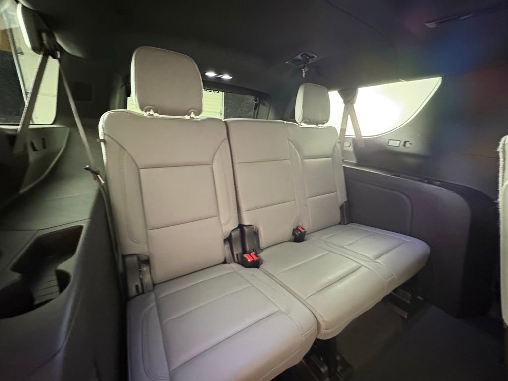 Used 2022 Chevrolet Suburban LT w/ LT Signature Package image 53