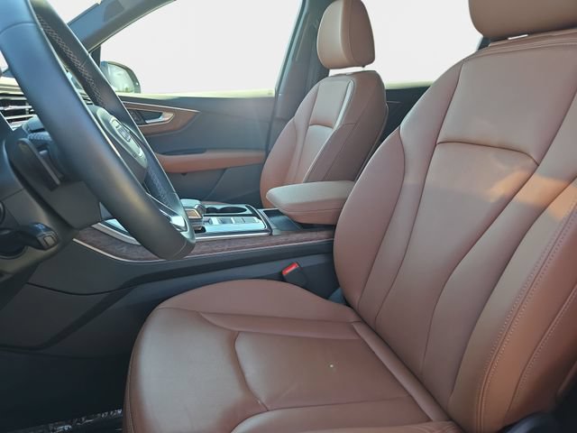 Certified 2026 Audi Q7 3.0T Premium w/ Convenience Plus Package AWD/4WD image 16