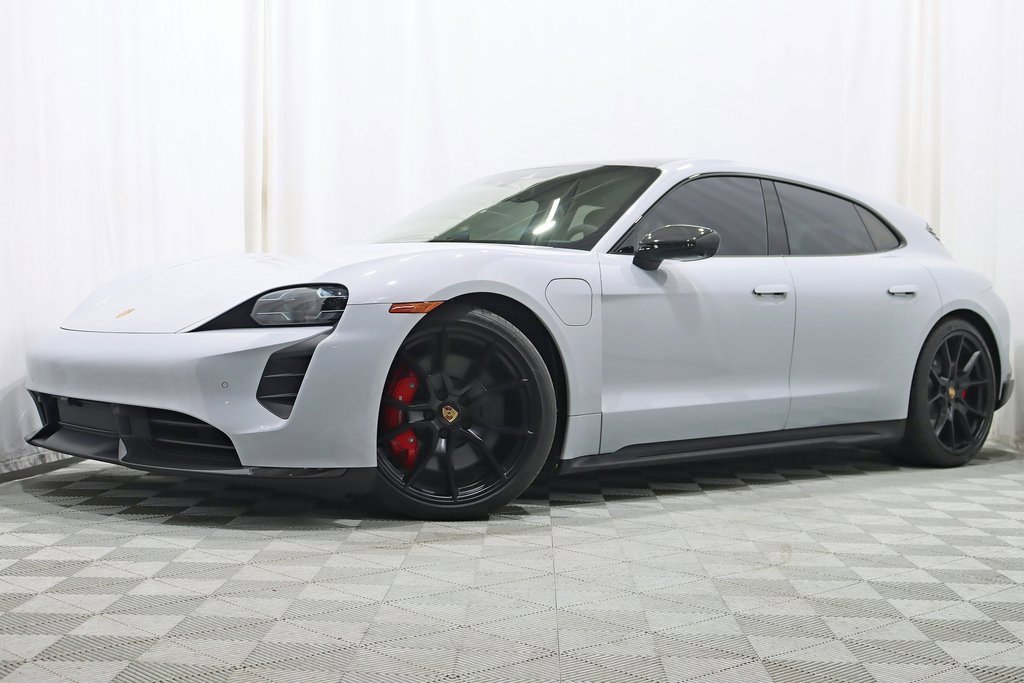 Used 2024 Porsche Taycan GTS image 2