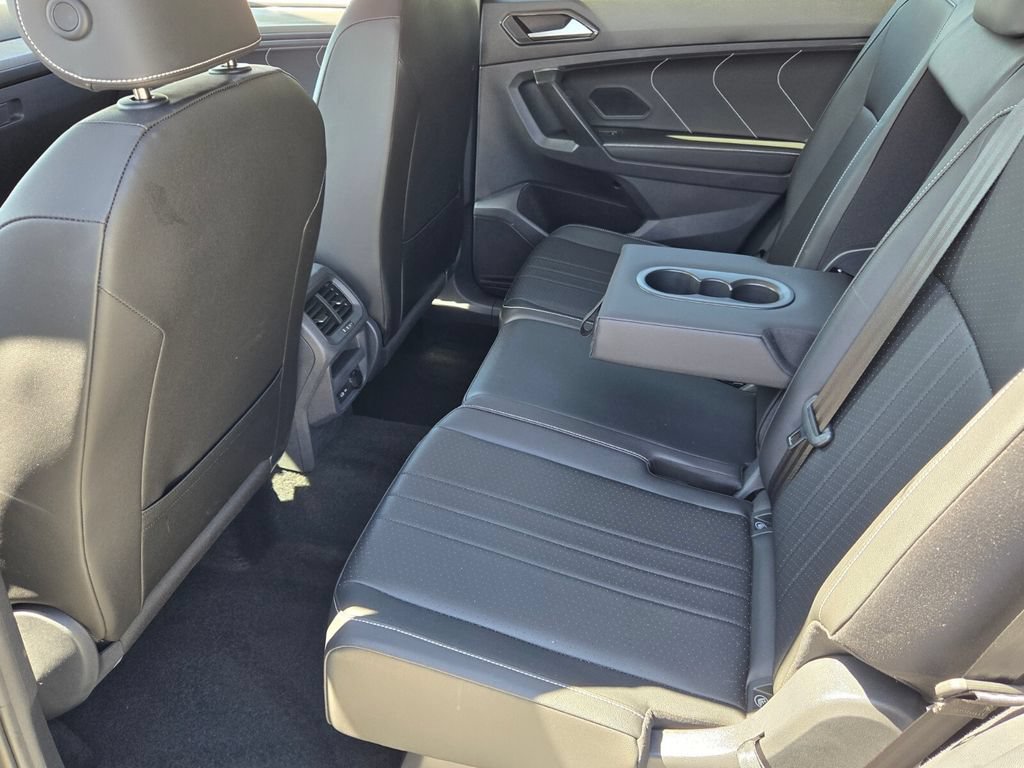 Certified 2023 Volkswagen Tiguan SE FWD image 12
