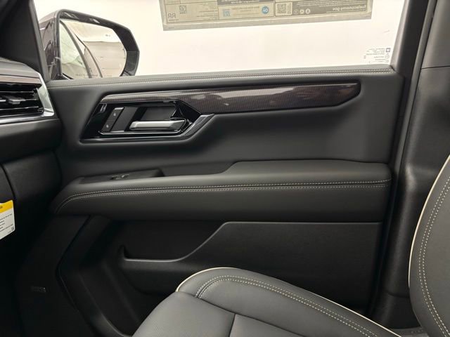 New 2026 GMC Yukon XL Elevation image 50