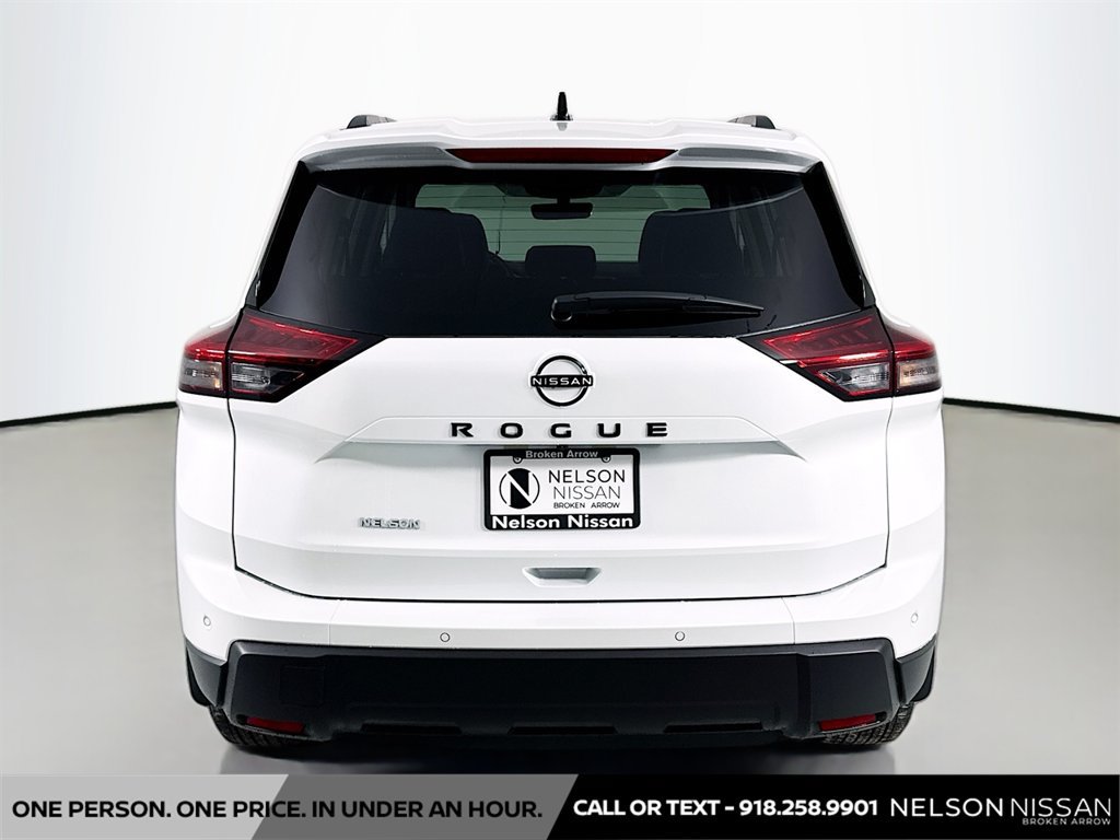 New 2026 Nissan Rogue Dark Armor FWD image 6