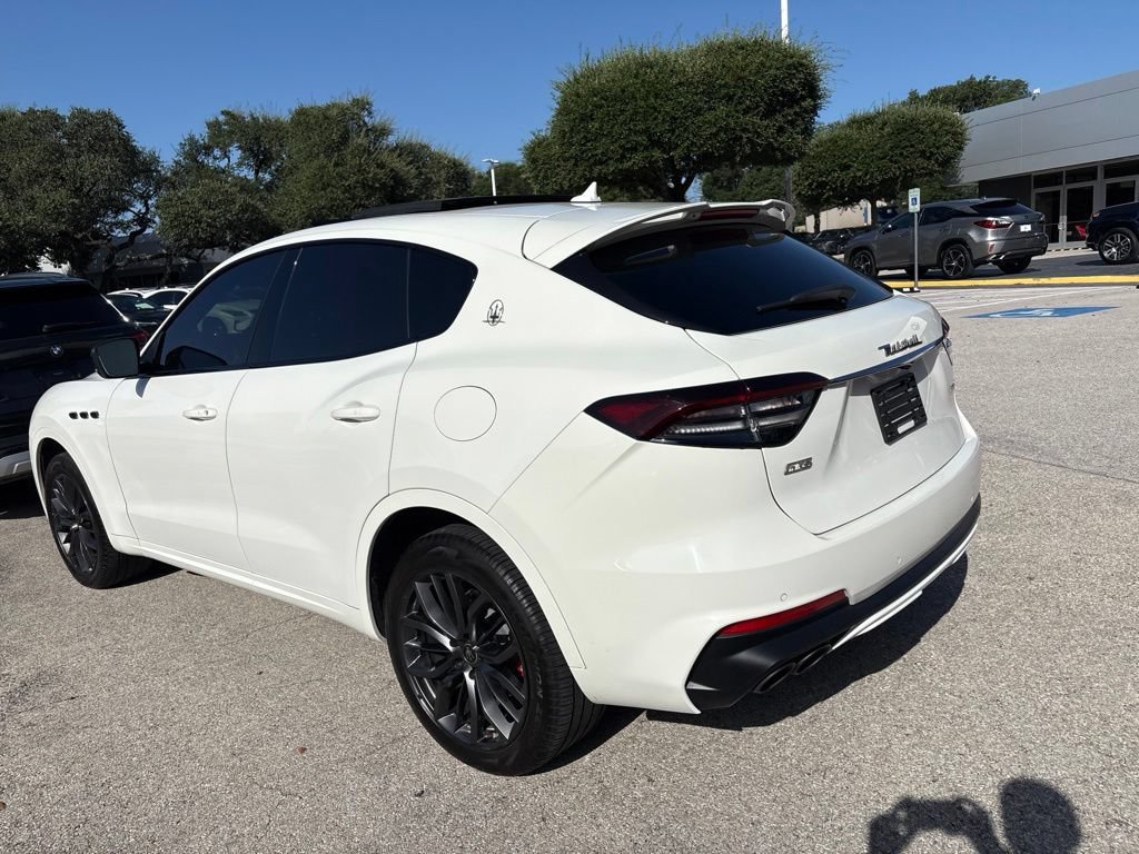 Used 2021 Maserati Levante GTS AWD/4WD image 3