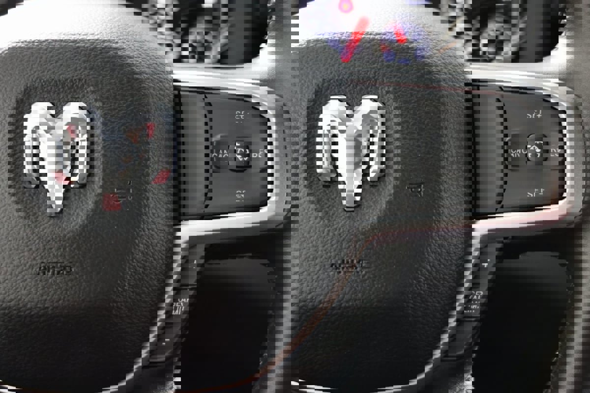 Used 2024 RAM 2500 Big Horn w/ Bed Utility Group image 25