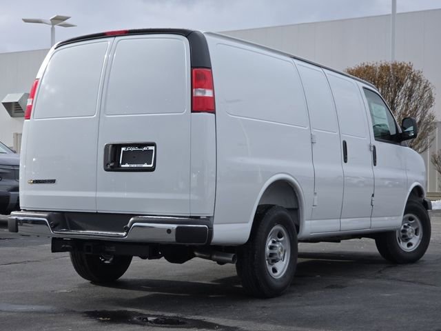 New 2025 Chevrolet Express 2500 w/ Driver Convenience Package image 16
