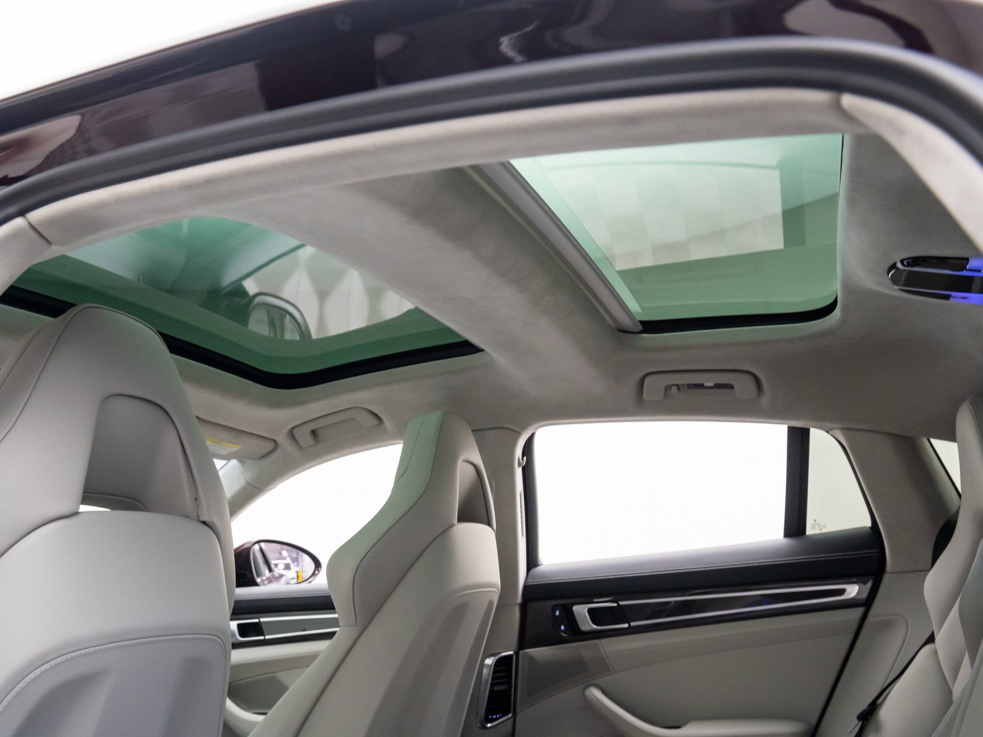 Certified 2023 Porsche Panamera GTS image 19