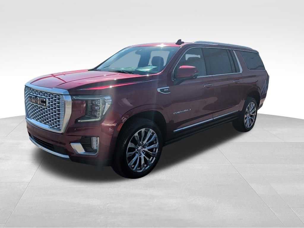 Used 2022 GMC Yukon XL Denali image 3