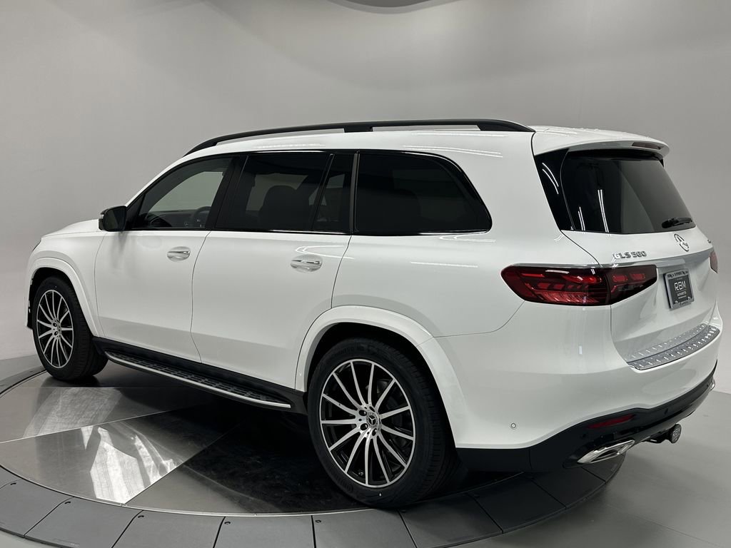 New 2026 Mercedes-Benz GLS 580 4MATIC image 5