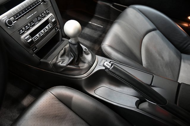 Used 2006 Porsche Cayman S image 17