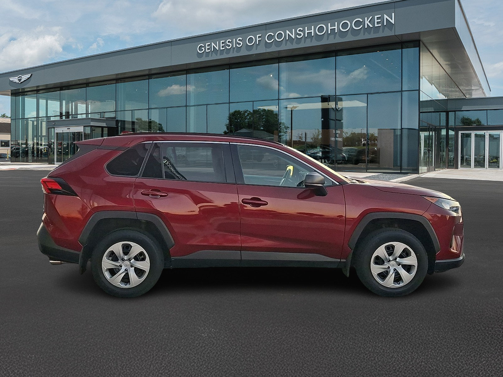 Used 2021 Toyota RAV4 LE AWD/4WD image 7