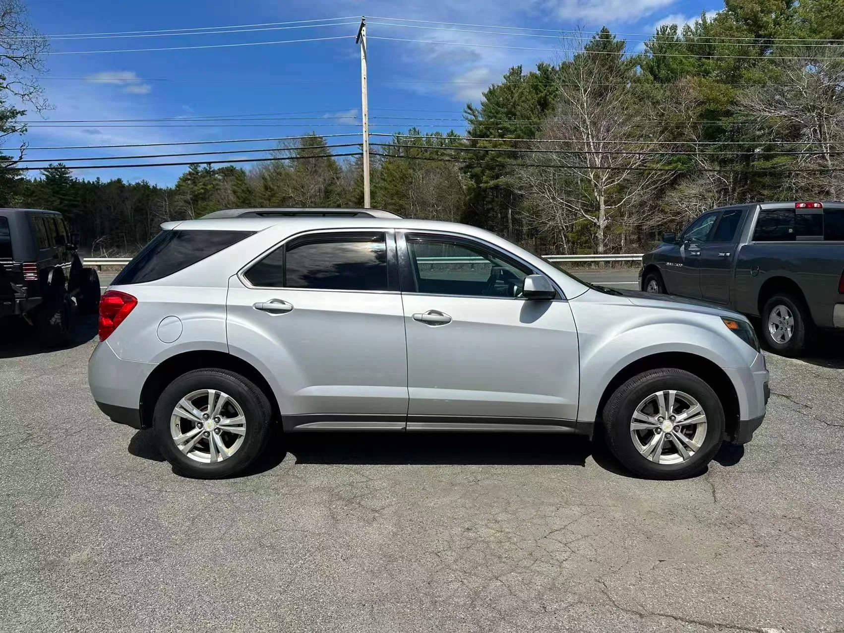 Used 2010 Chevrolet Equinox LT w/ Vehicle Interface Package image 6