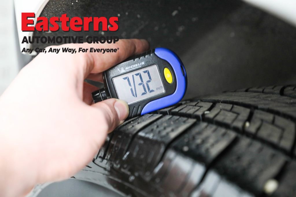 Used 2020 Ford Edge SE image 28