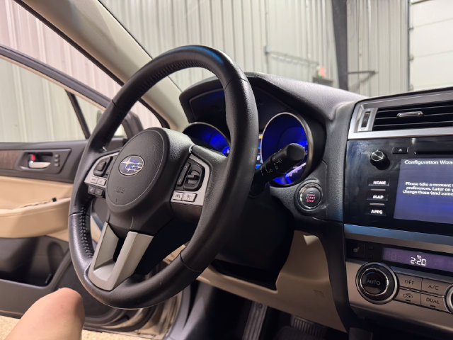 Used 2017 Subaru Outback 2.5i Limited AWD/4WD image 13