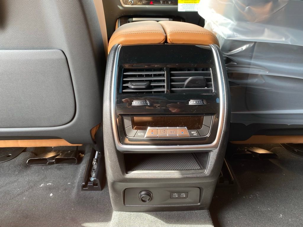 New 2026 BMW X5 xDrive40i w/ Premium Package image 8