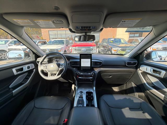 Certified 2024 Ford Explorer Limited w/ Limited Technology Package image 16