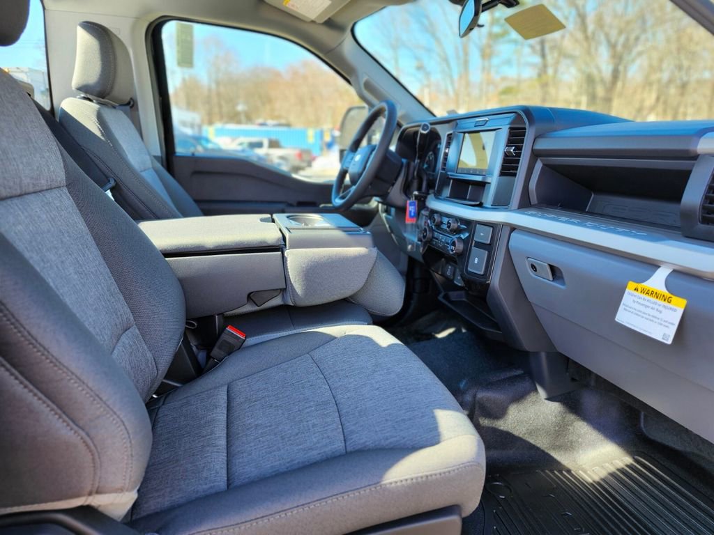 New 2026 Ford F250 XL w/ FX4 Off-Road Package image 11