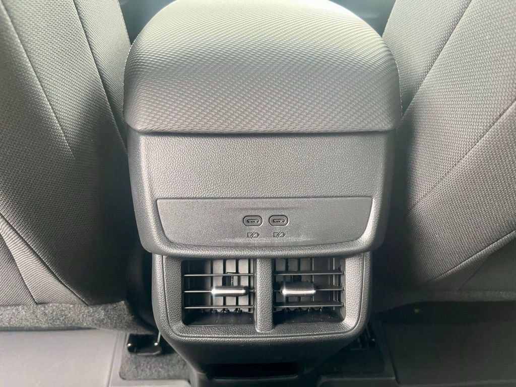 New 2026 Chevrolet Equinox LT w/ Safety and Technology Package AWD/4WD image 27