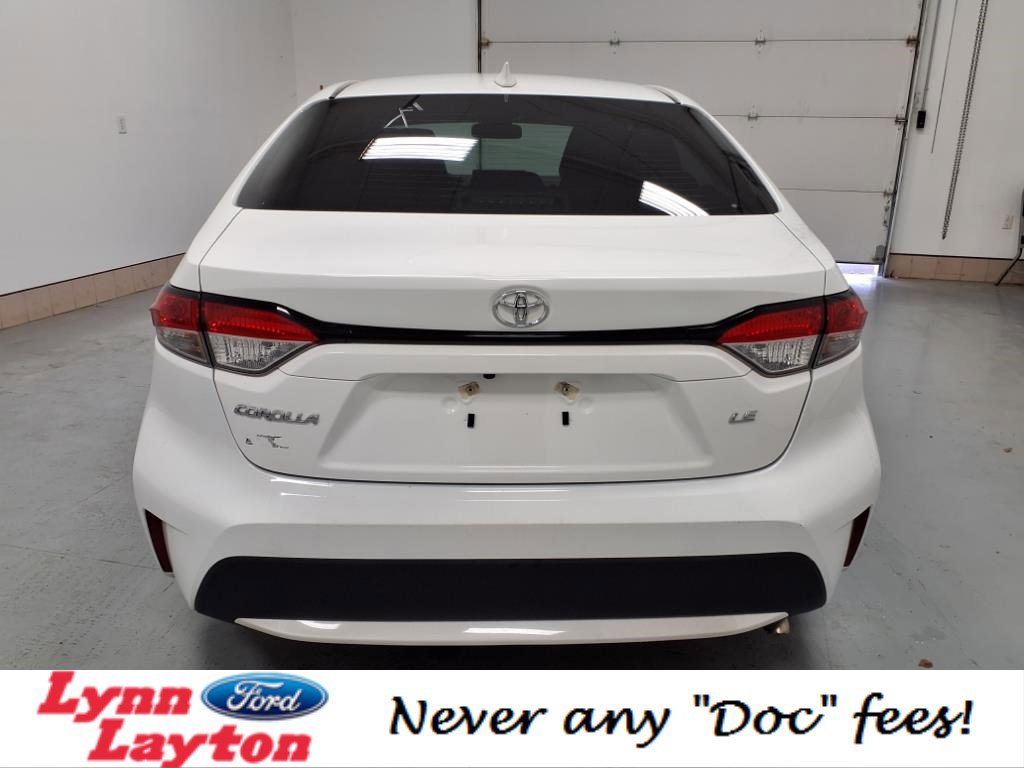 Used 2022 Toyota Corolla LE image 4